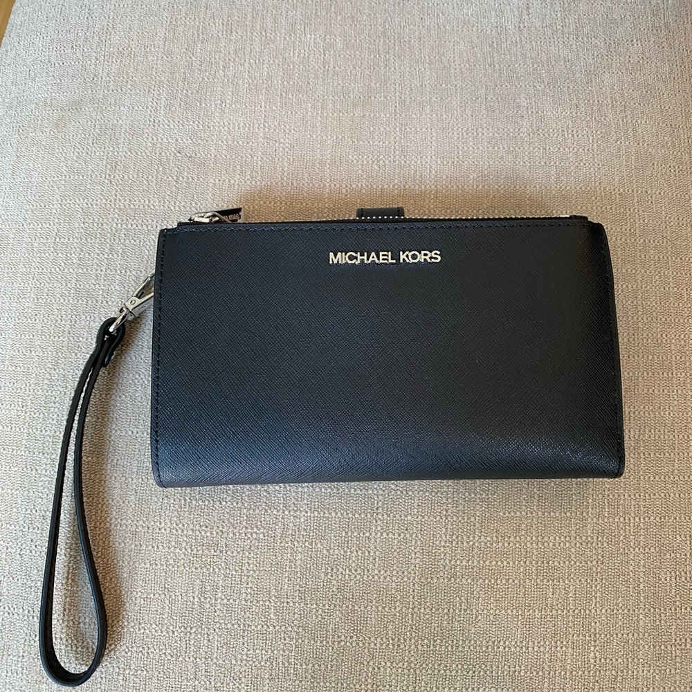 Michael Kors Smart Phone Wallet